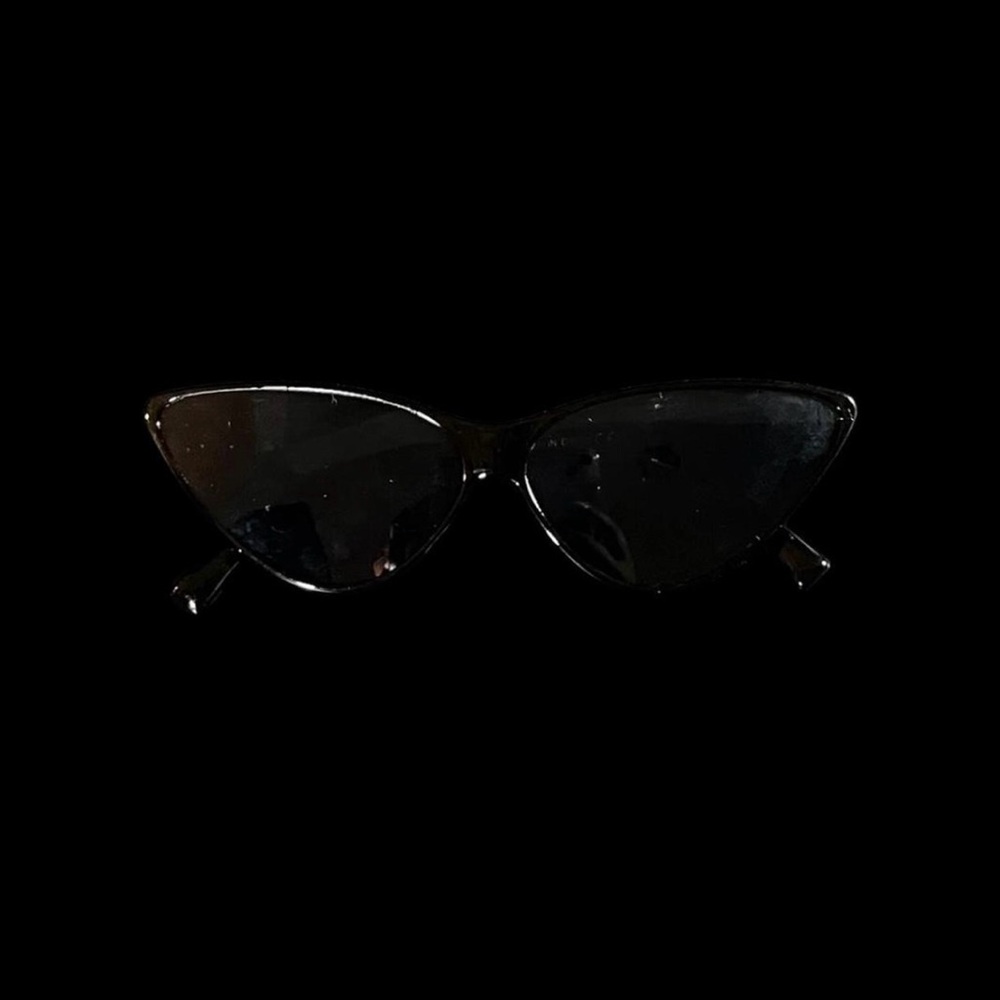 Fashion Nova Cat-Eye Shades 👀